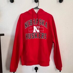 NEW with tag - Captivating Appeal Unisex Red Sweater Size M Nebraska Huskers